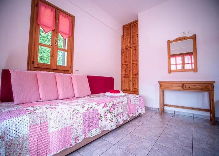 Cherry House In With A Sea View - Delicious